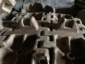 720-114-19-00-00-01 звено гусеничное (трак) сталь 110Г13Л